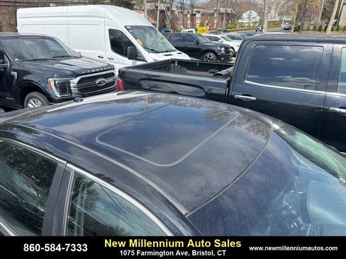 Used 2015 Toyota Camry XSE w/ Moonroof Package image 5