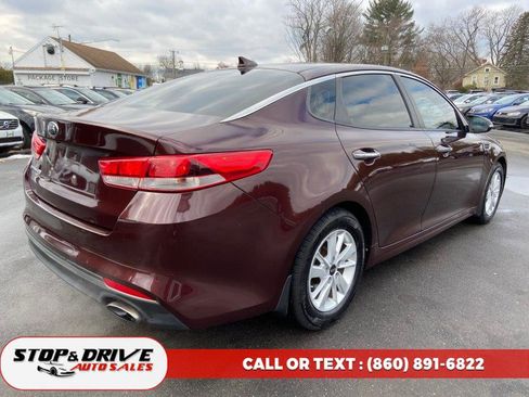Used 2018 Kia Optima LX w/ Convenience Package image 5