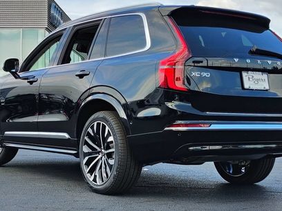 New 2026 Volvo XC90 B6 Plus w/ Protection Package Premier