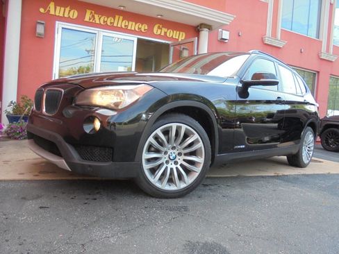Used 2013 BMW X1 xDrive28i w/ Ultimate Pkg AWD/4WD image 38