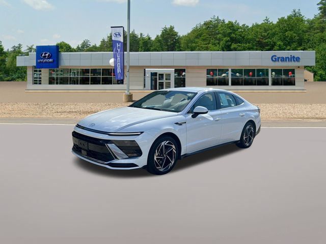 Certified 2026 Hyundai Sonata SEL FWD image 2