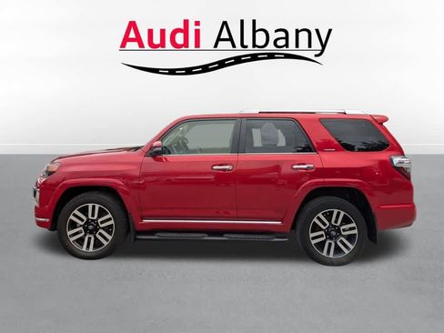 Used 2023 Toyota 4Runner Limited AWD/4WD image 3