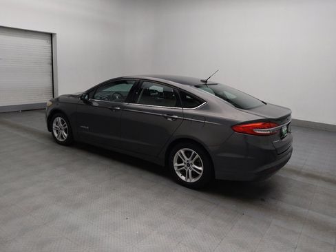 Used 2018 Ford Fusion S image 3