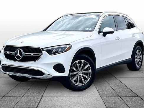 Certified 2026 Mercedes-Benz GLC 300 4MATIC image 4