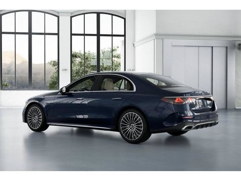 New 2026 Mercedes-Benz E 350 4MATIC Sedan image 30