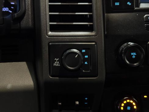 Used 2022 Ford F250 XL w/ STX Appearance Package AWD/4WD image 26