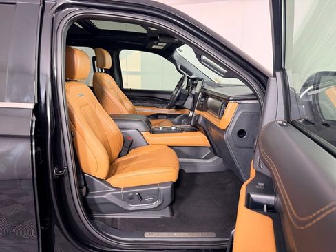 Used 2023 Ford Expedition Max Platinum AWD/4WD image 33