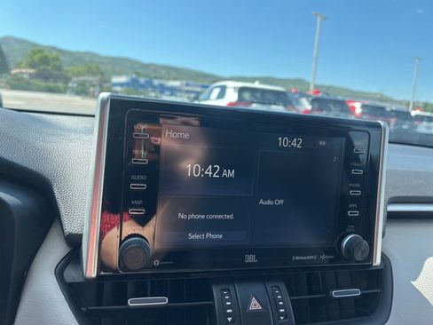 Used 2019 Toyota RAV4 XLE Premium w/ Cold Weather Package AWD/4WD image 26