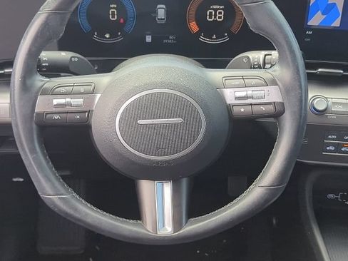 Used 2025 Hyundai Kona SEL FWD image 9