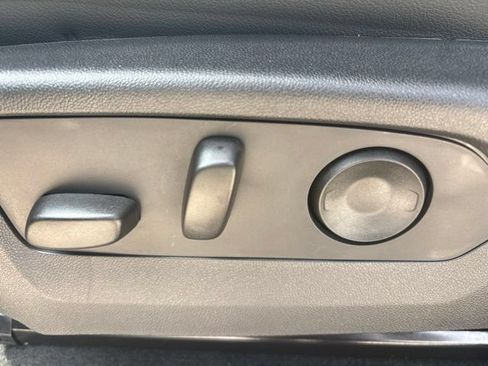 New 2026 Chevrolet Colorado LT w/ LT Convenience Package RWD image 14