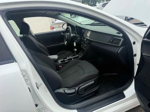 Used 2018 Kia Optima LX image 26