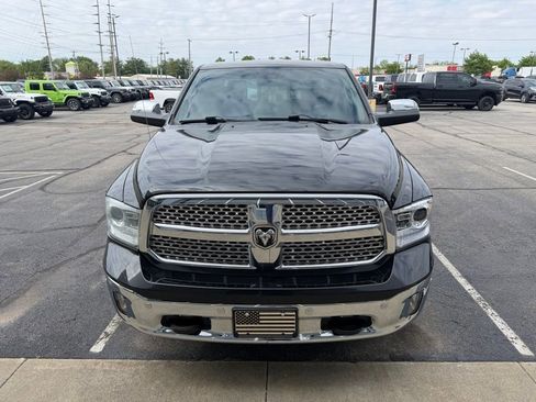 Used 2015 RAM 1500 Laramie w/ Convenience Group AWD/4WD image 2