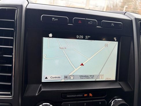 Used 2018 Ford F150 XLT w/ Equipment Group 302A Luxury image 34