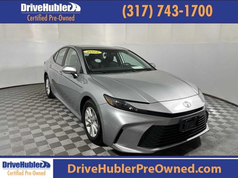 Used 2025 Toyota Camry LE FWD image 1