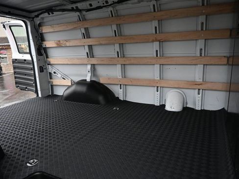 Used 2024 Chevrolet Express 2500 w/ Driver Convenience Package image 22