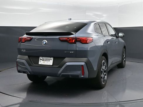 Certified 2025 BMW X2 xDrive28i image 7