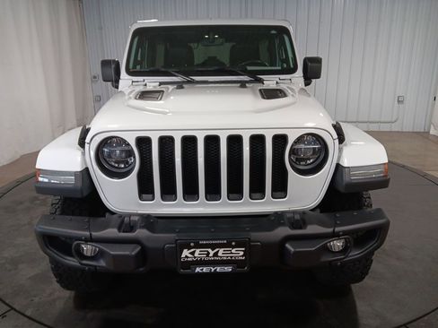 Used 2019 Jeep Wrangler Unlimited Sahara w/ Quick Order Package 24M Moab image 12