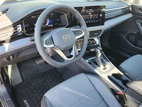 New 2025 Volkswagen Jetta S image 9