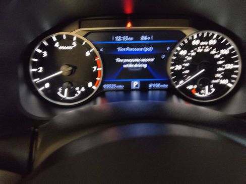Used 2021 Nissan Altima 2.5 SR w/ SR Premium Package FWD image 23