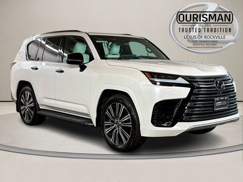 Used 2024 Lexus LX 600 4WD w/ Appearance Package image 1