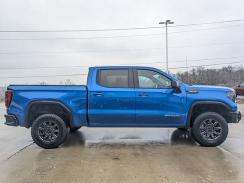 Used 2024 GMC Sierra 1500 AT4X image 6