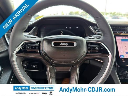 Used 2023 Jeep Grand Cherokee L Overland w/ Rear Seat Video Group I AWD/4WD image 16