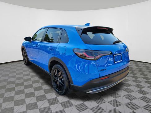 Certified 2026 Honda HR-V Sport image 3