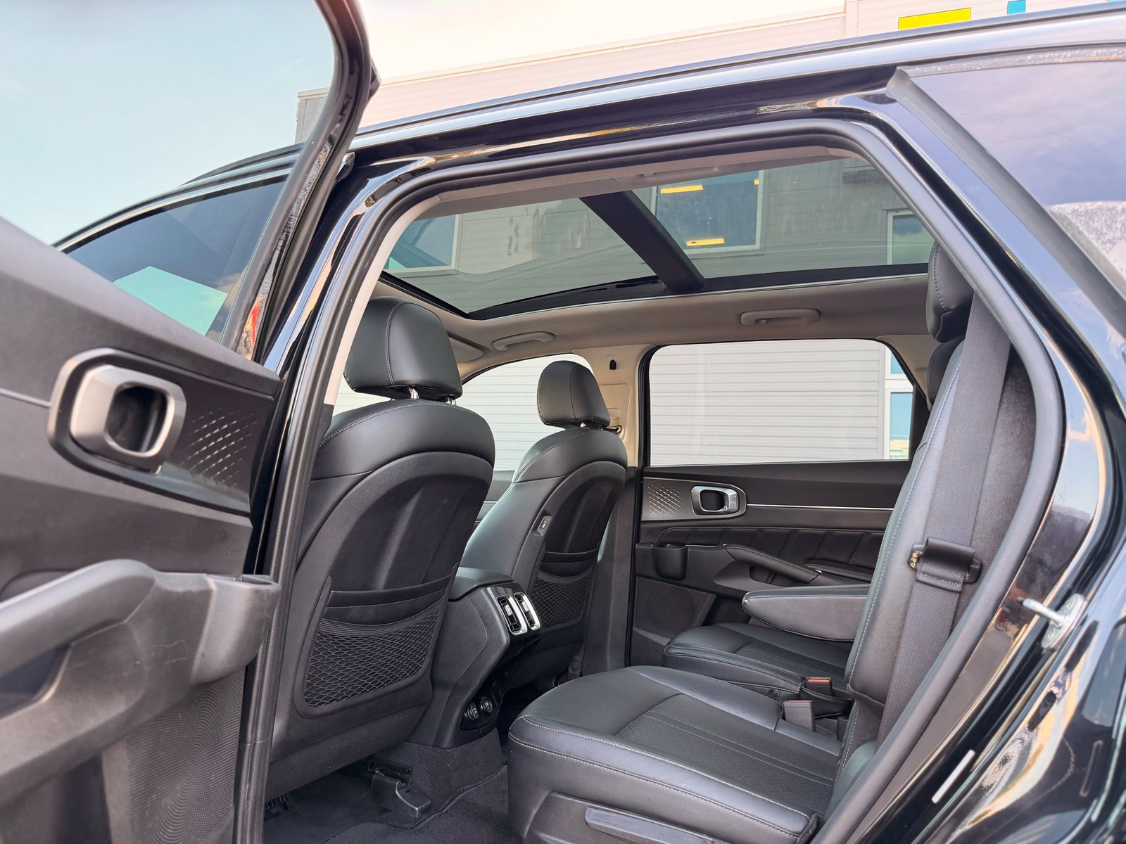 Used 2022 Kia Sorento SX AWD/4WD image 21