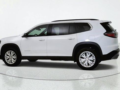 Used 2024 GMC Acadia Elevation AWD/4WD image 4
