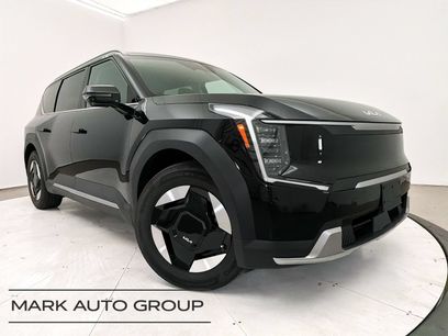 Certified 2024 Kia EV9 Wind