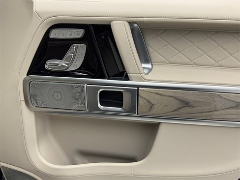 Used 2022 Mercedes-Benz G 550 image 47