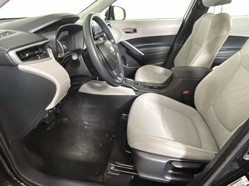 Used 2022 Toyota Corolla Cross L AWD/4WD image 12