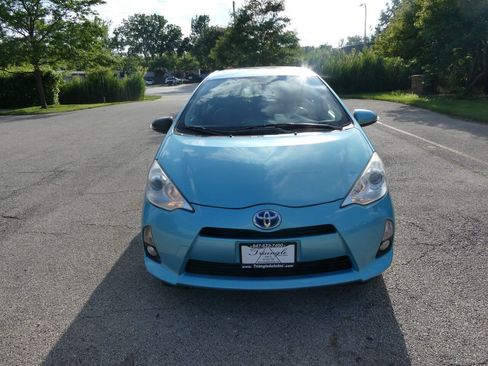 Used 2013 Toyota Prius C Four FWD image 2