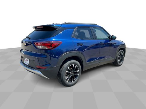 Certified 2023 Chevrolet TrailBlazer LT w/ Convenience Package FWD image 9