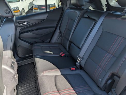 Used 2024 Chevrolet Equinox RS image 19