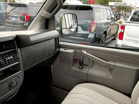 Used 2024 Chevrolet Express 3500 LS image 13
