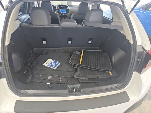 Used 2022 Subaru Crosstrek 2.5i Sport w/ Moonroof Package AWD/4WD image 14