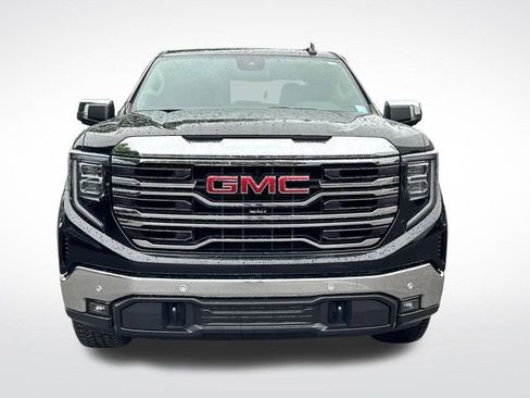 Used 2023 GMC Sierra 1500 SLT w/ SLT Premium Plus Package AWD/4WD image 10