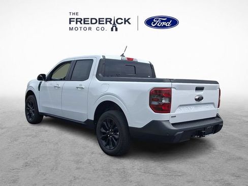 Certified 2024 Ford Maverick Lariat w/ Black Appearance Package FWD image 4