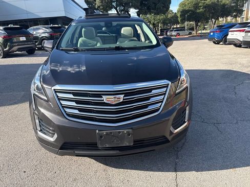 Used 2018 Cadillac XT5 Luxury w/ Driver Awareness Package AWD/4WD image 8