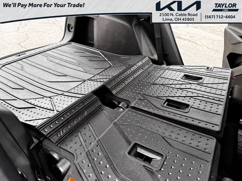 Used 2024 Chevrolet Equinox LT w/ LPO, Floor Liner Package FWD image 24