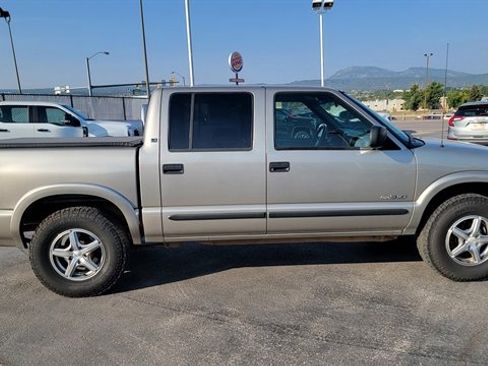 Used 2003 Chevrolet S10 Pickup LS image 4