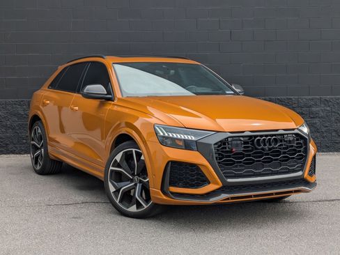 Certified 2024 Audi RS Q8 AWD/4WD image 3