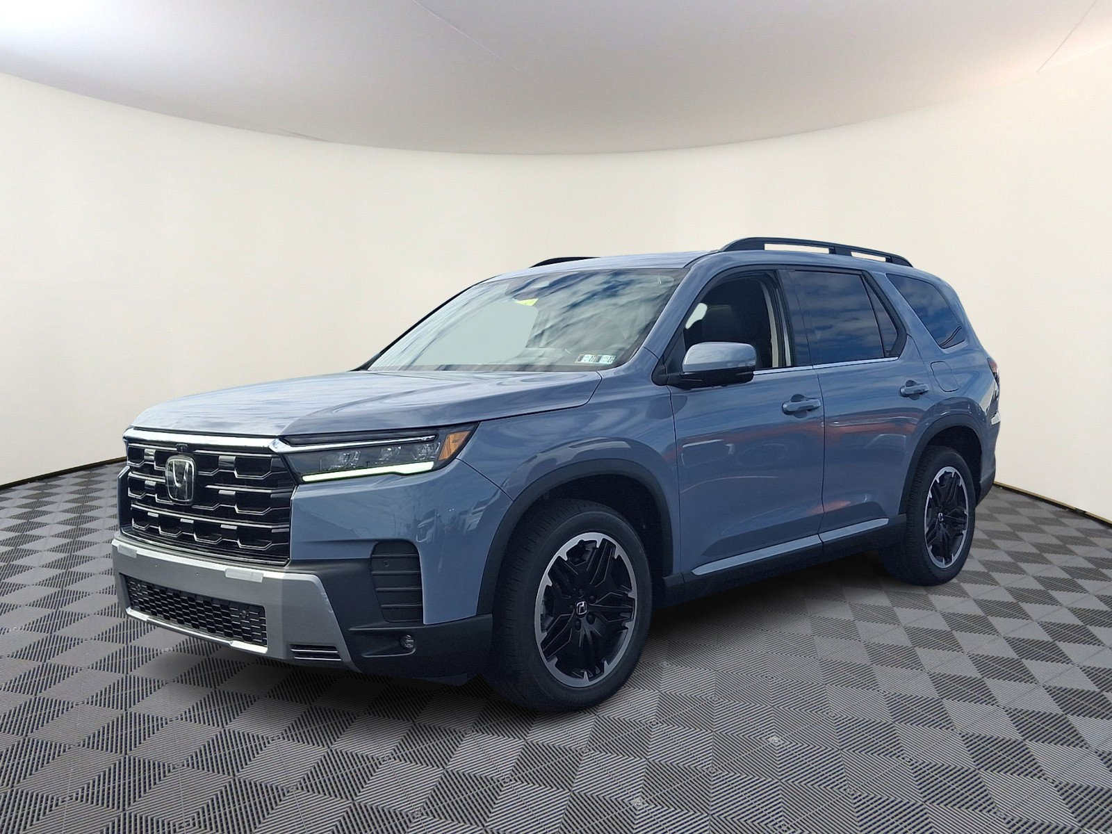 New 2026 Honda Pilot image 2
