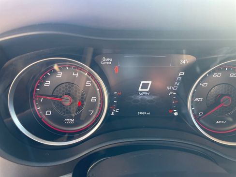 Used 2022 Dodge Charger SXT image 11