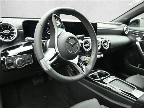 Certified 2025 Mercedes-Benz CLA 250 4MATIC image 10