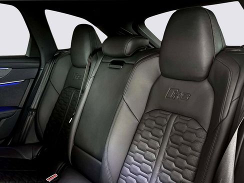 Used 2023 Audi RS 6 Avant w/ Carbon Optic Package image 55