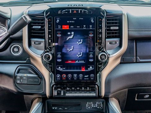 Used 2019 RAM 3500 Laramie image 27