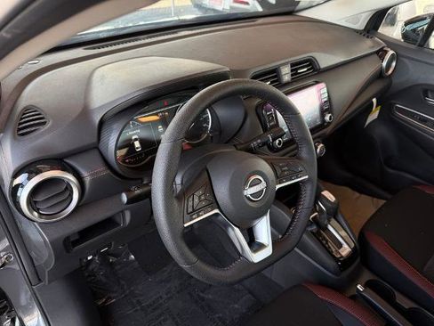 New 2025 Nissan Versa SR w/ Trunk Package FWD image 17