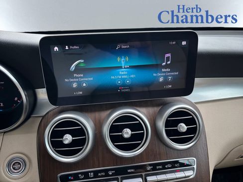 Used 2022 Mercedes-Benz GLC 300 4MATIC w/ Premium Package Lite image 15